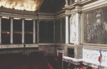 Mesdames et Messieurs les députés, lâchez-nous les basques