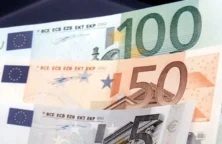 Billets 100, 50 et 5 euros