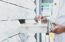 L’industrie pharmaceutique de plus en plus dépendante de l’IA