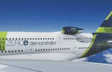 Airbus : des commandes et un cours au sommet