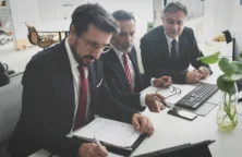 Bourse : 22 sociétés opéables qui peuvent rapporter gros