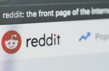 Cinq choses à savoir sur Reddit à l&rsquo;occasion de son introduction en Bourse