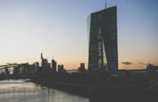 Europe : le régulateur boursier consulte les financiers sur un projet de plateforme de données de marchés