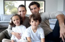 Julien et Élodie, cadre et avocate