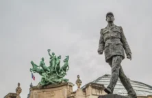 Des manuscrits et souvenirs du général de Gaulle bientôt aux enchères