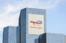 TotalEnergies va geler tout nouvel investissement en lien avec le groupe Adani en Inde