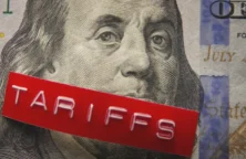 Le dollar plonge et fait les frais de la guerre commerciale de Trump